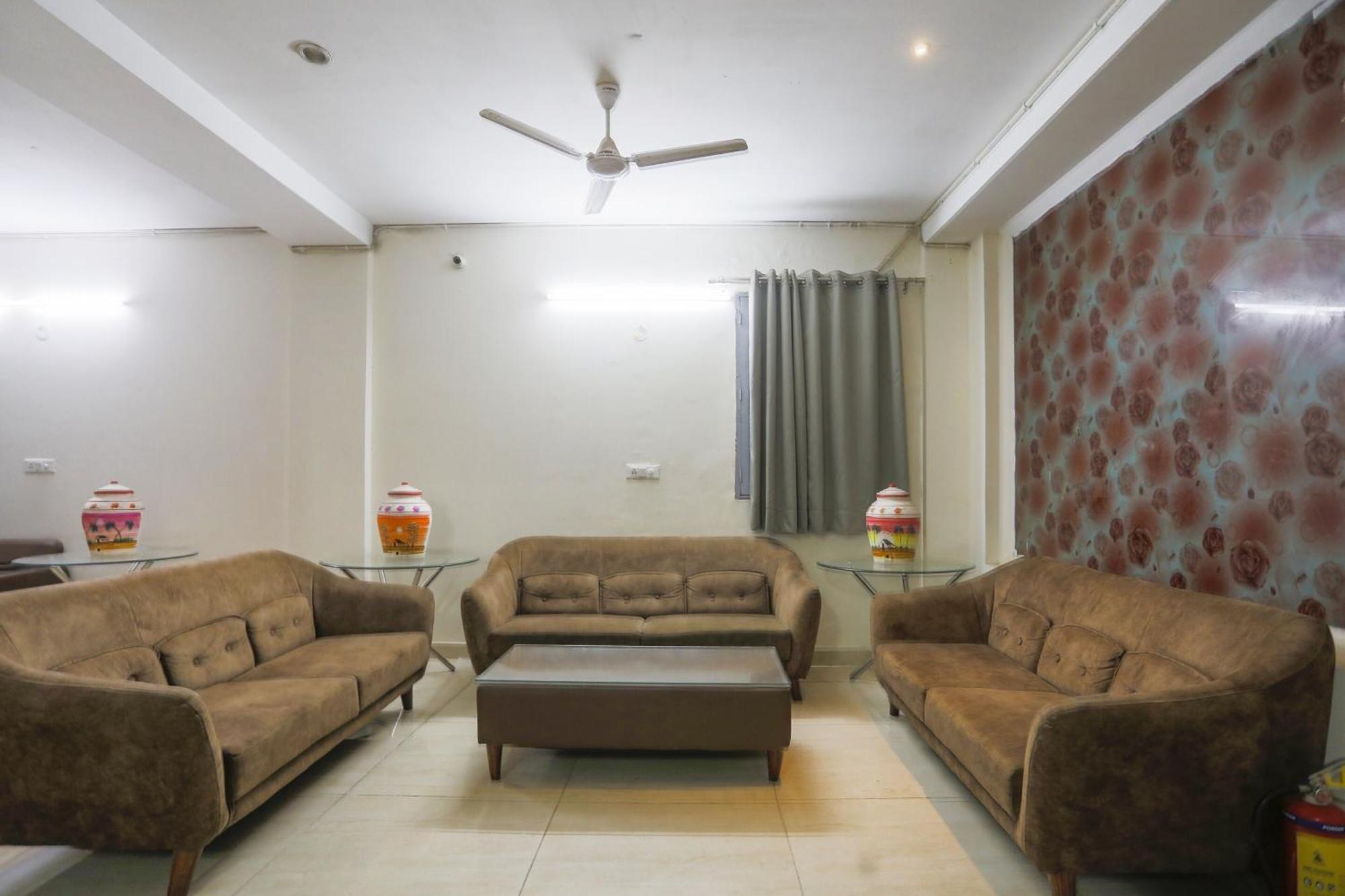 Hotel O Jsb Hotel Faridabad Exterior foto